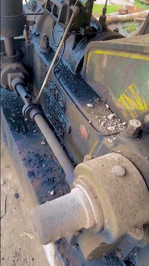 Old Ata Chaki Machine Operating With 33Hp Old Black Engine #shorts #shortsfeed #trending