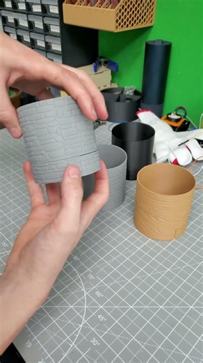 Day 269: Textured Push-To-Open Desk Organizer 🔥🧩 #3dprinting #desksetup #fidget #fusion360 #maker