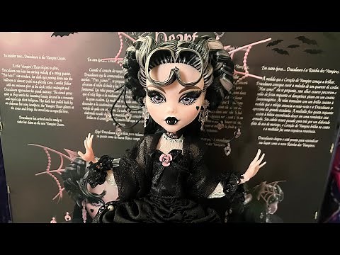 MONSTER HIGH VAMPIRE HEART DRACULAURA DOLL REVIEW AND UNBOXING