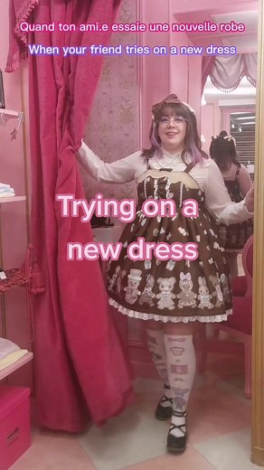 Cheering Crowd at Angelic Pretty Paris | Sweet Lolita Fashion