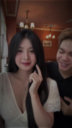 Lúm Đồng Tiền và Râu Mèo: Câu Chuyện Đặc Biệt