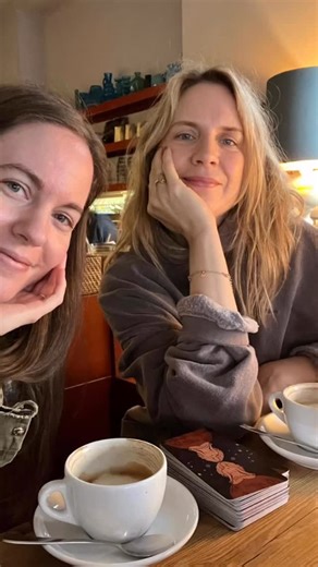 Wrapping up 2025 with some captured highlights✨ There were endings, beginnings, developments, disasters, fun, love, sunglasses, and good food❣️ | Julia Fischer