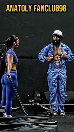Show me your abs 🫣#anatoly #fitness #gym