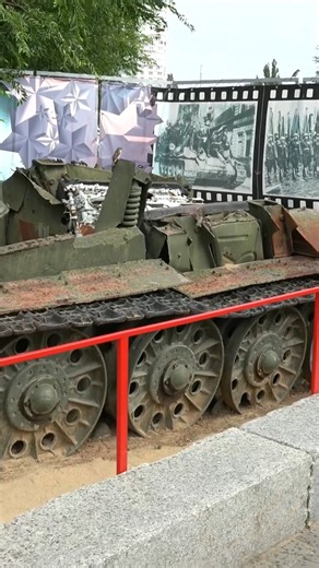 T-34 TANK KILLED IN THE BATTLE OF STALINGRAD | Metal Detecting WWII Battlegrounds