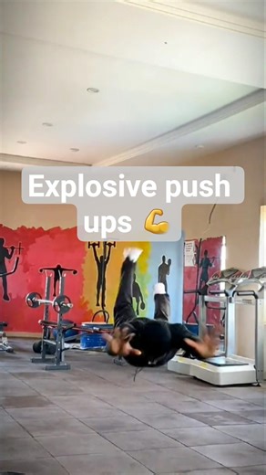 Explosive push ups. Push_ups challenge 💪#explosivepushups #pushupchallenge