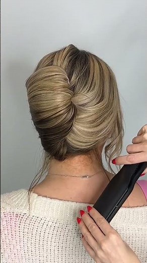 easy updo with a hair pin