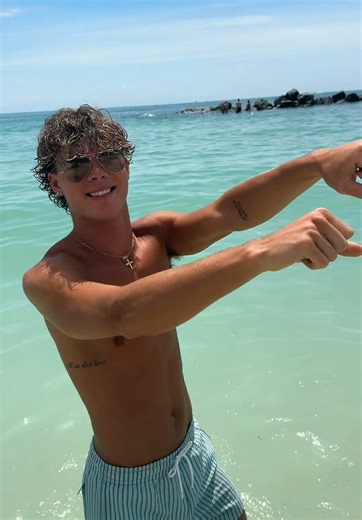 Colin Lip Flipping Techniques Explained