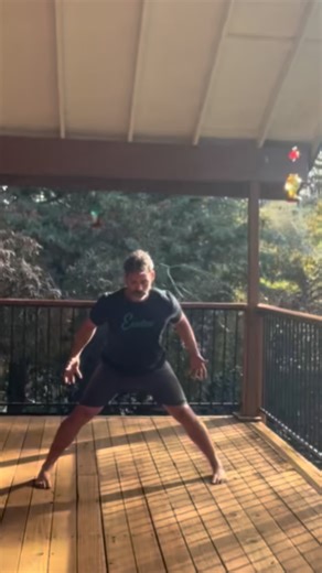 ‘Used this with a friend in pain today and wanted to share it with you all.’ - Dr. Goodman Moments like this are exactly why Foundation Training exists: simple, powerful movements that help real people feel real relief. If one person finds ease because of this, it’s worth sharing a thousand times. Give it a try and let us know how your body feels after. Want more? Try a free week of our app at FTstreaming.com #foundationtraining #backpainrelief #painmanagement #movementmedicine #mobilitytraining