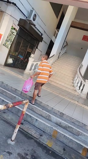 Back shower Testing new blankets | Paddy Teo Punn Row 张盼柔