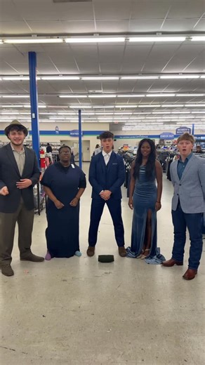 Nicky Bomar | Mr sandman #choir #dance #singer #performance #strangerthings | Instagram