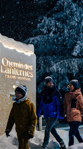 Crans Montana on Instagram: "Envie de vivre une soirée inédite? ⁠ ⁠ Sur le Chemin des Lanternes, un mayen privatisé vous accueille pour une expérience culinaire chaleureuse et authentique.⁠ ⁠ Entre le 5 décembre et le 8 mars, réunissez 8 à 12 personnes et savourez un repas local (option végétarienne incluse) dans un décor où tradition et magie s’entremêlent. ⁠ ⁠ ℹ️ Informations pratiques⁠ 📍 Lieu : Hameau de Mayens – Chemin des Lanternes⁠ 📅 Dates : 5 décembre → 8 mars⁠ 👥 Groupe : 8 à 12 person