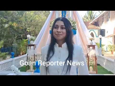 Goan Reporter: When a bride-to-be crown Virgin Mary at Mae De Deus Chapel at Gaunsavaddo in Siolim