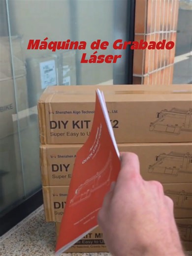 Mira la versatilidad absoluta de nuestra grabadora láser: compacta para tu escritorio, pero con una potencia que devora cualquier material. 🪵🔥 Es la pieza que te faltaba para personalizar con acabados de lujo de forma rápida y sencilla. ¿Cuánto tiempo vas a esperar?. Precio:420$(en divisas) Escríbenos al WhatsApp (0422-8210187) #foryoupage #parati #maquinas #grabadolaser #emprendimiento