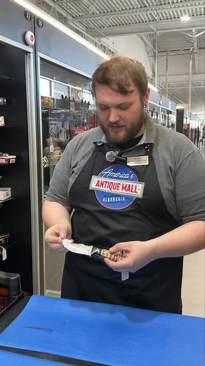 Americas Antique Mall of Algonquin doesn’t typically go “Knives out” but when we do, we go all out. Whether it’s for hunting, display, a personal collection, a historical piece, or practicing your ninja skills at home, CC17 has an incredible variety to choose from! Come shop at 2451 S. Randall Rd, Algonquin, IL 60102 for your newest addition or the start of a new collection! Open daily: 10am-7pm #antique #vintage #collection #knives #algonquin #vintagefinds | America's Antique Mall Algonquin