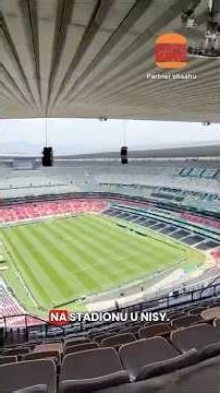 POV: Jsi s Ligou naruby na prázdném Aztéckém stadionu.🏟️😎