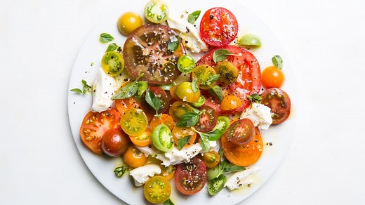 What Are Heirloom Tomatoes, Anyway?