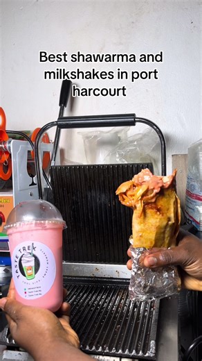 #tastetrek #viral #foodtiktok #shawarma #milkshake