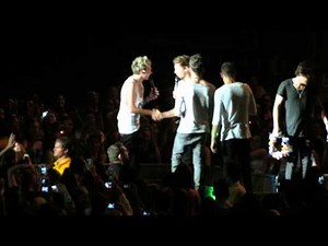 One Direction answering twitter questions (Jones Beach 6/28/13)