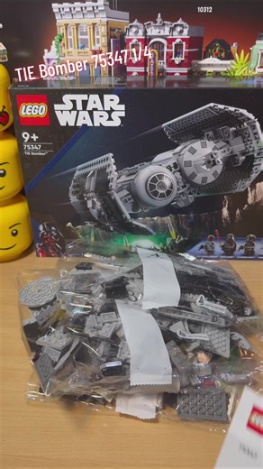 75347 LEGO Star Wars TIE Bomber Zero to one build Star Wars Series bag 1 - Mini Figer Darth Vader And Vice Admiral Sloane - TIE Bomber body #LEGO #steplego #legotutorial #legostarwars #starwars #ต่อเลโก้ #minifigure #legotiktok sound by https://pixabay.com/music/main-title-star-wars-style-chase-music-181118/@LEGO Information link https://www.lego.com/en-us/product/tie-bomber-75347