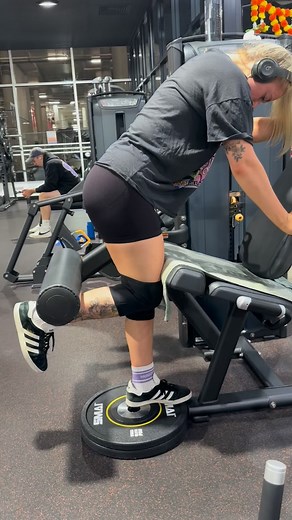 Looking for another hamstring exercise to spice up your training...