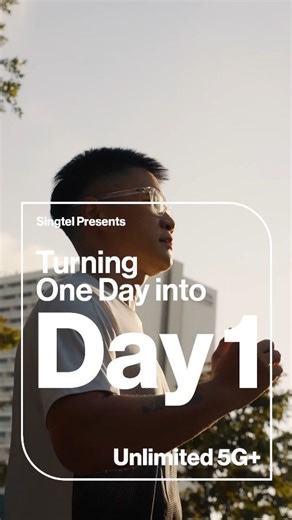 A 5KM run. No route given. Guided live on a video call the whole way. 👀📱 When connectivity works seamlessly in the background, momentum takes over. All that’s left is to show up, move forward, and run together This is A Run That Connects with Singtel 5G . Find out more at singtel.com/5Gplus #hellopossibilities #Singtel5GPlus