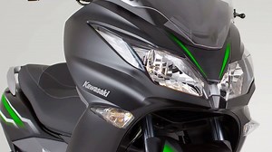 1.7M views · 32K shares | Kawasaki J125 - A Traffic Beating Scooter | SAGMart Bikes & Car Lovers | Facebook