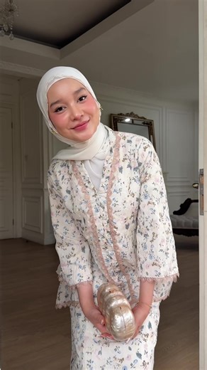 SPECIAL LAUNCHING DI GLAMLOCAL. 21-25 Januari @ Grand Atrium, Mall Kota Kasablanka. ALEA One Set Kurung 300 ribuan aja. Wajib punya buat lebaran nanti gak sih? ☺️🩶