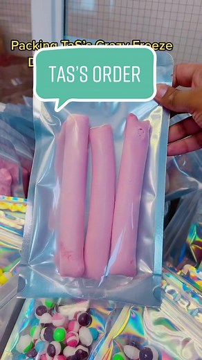Lots of Fresh Freeze Dried Candy on route!! #freezedriedsweets #freezedriedcandy #candytok #sweettok #kidsfyp