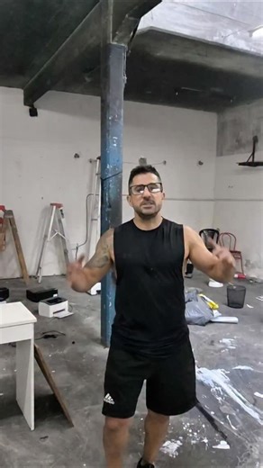 Cortex Textil - Walter Colonnese on Instagram: "Arcos gigantes para corpiños nuevos — $100 Tachos varios — $1.000 Rollo para impresora de código de barra nuevo — $3.000 Modem usado — $5.000 Toner varios nuevos — $5.000 Banqueta azul a tapizar usada — $10.000 Estantes tipo Rack Industrial usado — $10.000 Kit cocina con muchas cosas usado — $10.000 Lector código de barra usado — $10.000 Luminaria tipo riel para pared con 5 luces usada — $15.000 Vaporera eléctrica usada — $15.000 Alacena usada — $3