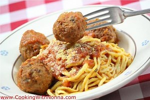 Spaghetti alla Chitarra with Meatballs