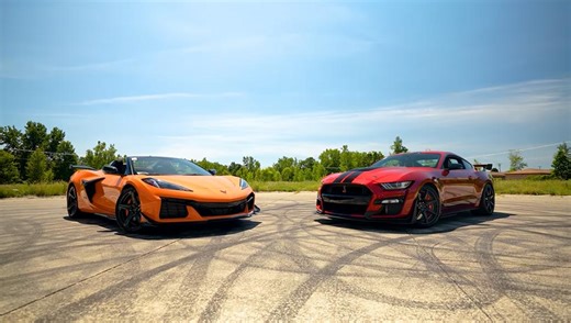 [VIDEO] Shelby GT500 Climbs in the Ring with the C8 Corvette Z06 - Corvette: Sales, News & Lifestyle