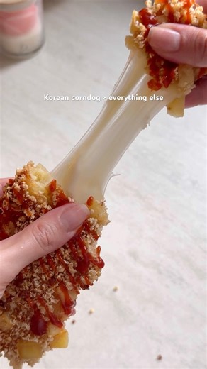 Homemade Korean corn dogs 🌭Crispy on the outside, soft and cheesy inside. 🔥 #easyrecipes #foodidea