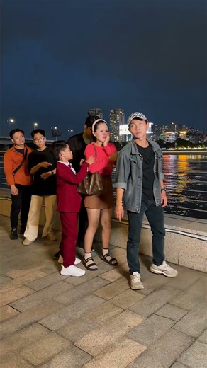 He likes to slap other people [KID BOSS] #kindness #hero #respect #help #good