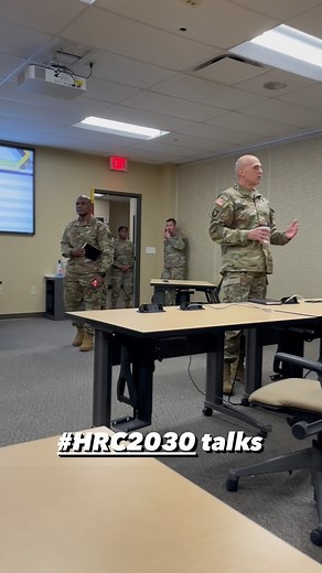 🧠💡🗣️BRAINSTORM SESSIONS: Personnel from both inside and outside #USArmyHRC came together to share thoughts and ideas on how the Army can keep improving its human resources processes and shape the force of the future. #SoldiersFirst #USArmy #MakingADifference | U.S. Army Human Resources Command