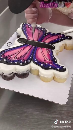 Butterfly Cupcake Cake: Creative and Cute Dessert Idea