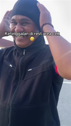 Ketinggalan di Rest Area: Cerita Lucu Supir Truk