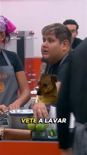 Luis gets scolded for tasting food directly with his hands in the middle of class. #MasterChefMx ...