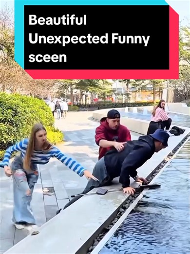 Phone falls in water… but wait for the twist! 😂📱 #FunnyPrank #EpicTwist #PhonePrank #UnexpectedEnding #ViralVideo