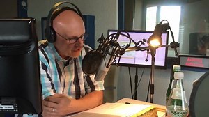Sehr beeindruckendes Gespräch über Vergebung live bei "Calando" bei ERF-Plus. Wiederholung heute Abend um 22.00 Uhr, auch in der Mediathek von erfplus.de. Vital aus Ruanda - ehemaliges Compassion Patenkind. | Compassion Deutschland