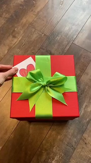  This Christmas, gift an unforgettable surprise!  Our Surprise Explosion Box is the #1 gift for creating those jaw-dropping, heartwarming moments. Make this Christmas unforgettable. Order here | Marsha Gordon | Facebook