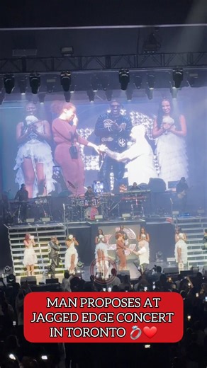 StraightOuttaThe6ixTV 🇨🇦 | A Man Got On Stage And Proposed At The Jagged Edge Concert Last Night In Toronto. 💍❤️🙏🇨🇦 (Credit @eljefedepollo) | Instagram