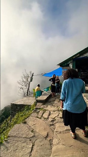 Short hike to Magic view