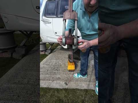 Changing the friction pads on our ALKO hitch