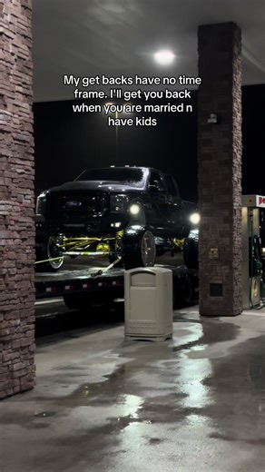 Travis (@travisodom)’s video of marriage