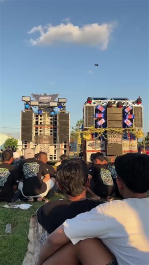 jumper seduluran bolo sama@berkah44_audio @am.production.pati @TMX GANK OFFICIAL#fyp #tmxgankofficial #soundjawatimur #aprooneaudio #kontenhoreg #tlogowungu