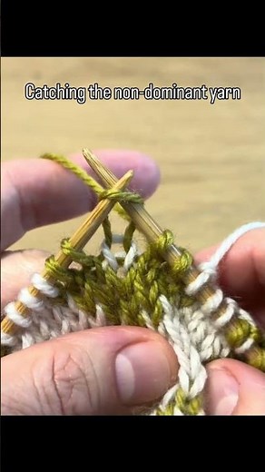 Catching floats in two-handed #knitting