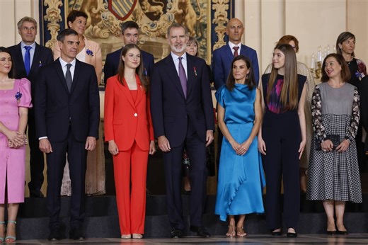 Spanish royal family attends changing of the guard to mark 10 years of Felipe VI's coronation
