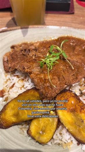 Descubre la Gastronomía Colombiana con Deisy Model