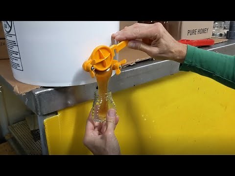 Bottling Tips Using a Plastic Honey Gate