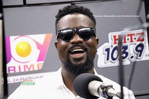 Video: Sarkodie's acceptance speech after big win at BET - Adomonline.com
